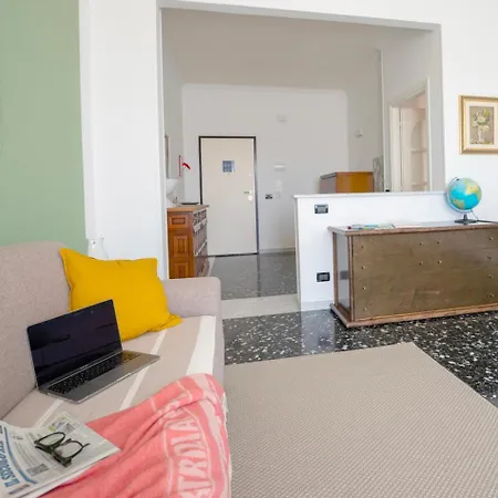 Апартаменты E Parcheggio Ideale Per Visitare Le Cinque Terre Специя