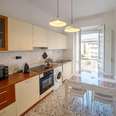 Апартаменты E Parcheggio Ideale Per Visitare Le Cinque Terre Специя